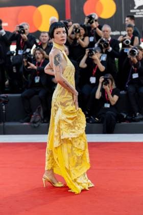 The Smashing Machine red carpet at Venice Film Festival VENICE, ITALY - SEPTEMBER 01: Halsey at The Smashing Machine red carpet during the 82nd Venice International Film Festival on September 01, 2025 in Venice, Italy. CAP KA Kristina Afanasyeva Venice ITALY Copyright: xKristinaxAfanasyeva CapitalxPicturesx
