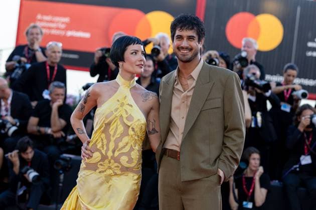 The Smashing Machine red carpet at Venice Film Festival VENICE, ITALY - SEPTEMBER 01: Halsey at The Smashing Machine red carpet during the 82nd Venice International Film Festival on September 01, 2025 in Venice, Italy. CAP KA Kristina Afanasyeva Venice ITALY Copyright: xKristinaxAfanasyeva CapitalxPicturesx