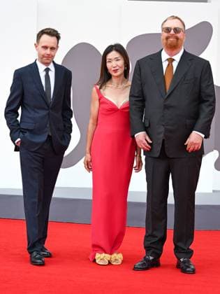 Venice, ITALY: Venice, 82nd Venice International Film Festival 2025 - Evening 7 - Red Carpet of Marc by Sofial - Pictured: RJ Cutler, Jane Cha Cutler, Trevor Smith Venice ITALY  - ZUMAp169 20250902_zea_p169_711 Copyright: xManuelexMangiarottix