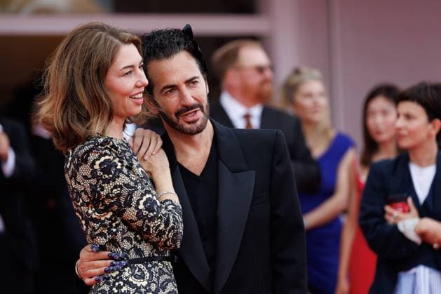 News - Sofia Coppola and Marc Jacobs, details, attend Marc By Sofia red carpet during the 82nd Venice International Film Festival on September 02, 2025 in Venice, Italy. Sofia Coppola and Marc Jacobs attend Marc By Sofia red carpet during the 82nd Venice International Film Festival on September 02, 2025 in Venice, Italy. Photo: Cinzia Camela. Lido di Venezia Palazzo del Cinema Italy Copyright: xCinziaxCamelax xLiveMediax LPN_2006204