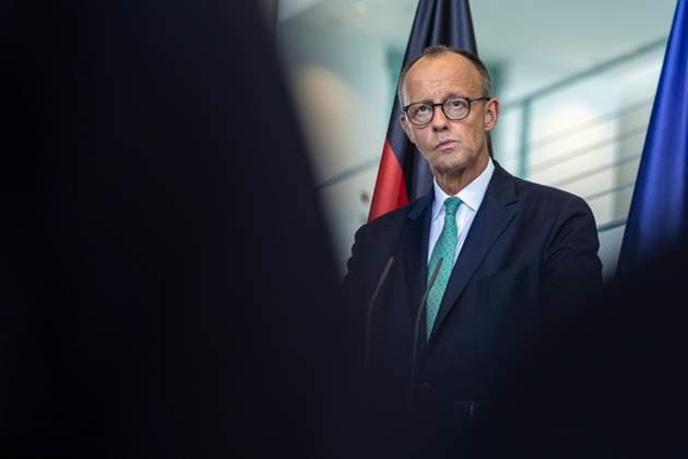 News Bilder des Tages Friedrich Merz (CDU), Bundeskanzler, aufgenommen waehrend einer Pressekonferenz im Bundeskanzleramt in Berlin, 02.09.2025. Berlin Deutschland *** Friedrich Merz CDU , Federal Chancellor, taken during a press conference at the Federal Chancellery in Berlin, 02 09 2025 Berlin Germany Copyright: xAmreixSchulzx
