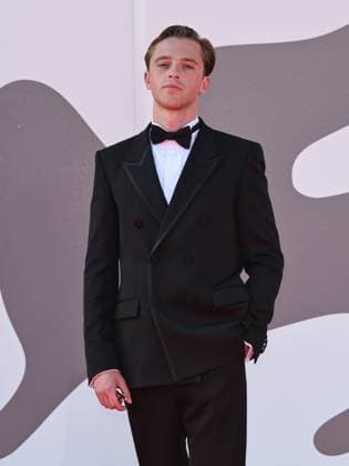 Venice, 82nd Venice International Film Festival 2025 - evening 7 - red carpet for the film L Etranger (The Stranger) In the photo: Benjamin Voisin  Copyright: xSimonexComix xipa-agency.netx xPoolxPhotoxEventsx06x IPA_Agency_IPA63959358