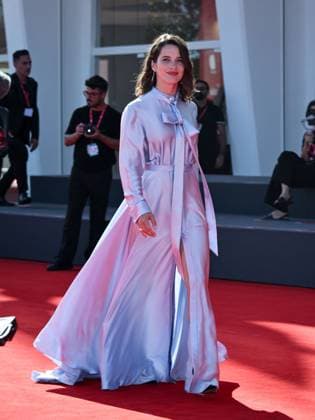 Venice, 82nd Venice International Film Festival 2025 - evening 7 - red carpet of the film L Etranger (The Stranger) In the photo: Rebecca Marder,  Copyright: xSimonexComix xipa-agency.netx xPoolxPhotoxEventsx06x IPA_Agency_IPA63959535