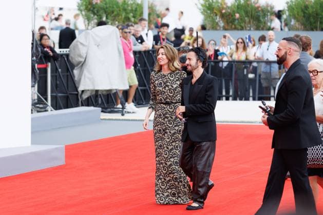 News - Sofia Coppola and Marc Jacobs, details, attend Marc By Sofia red carpet during the 82nd Venice International Film Festival on September 02, 2025 in Venice, Italy. Sofia Coppola and Marc Jacobs attend Marc By Sofia red carpet during the 82nd Venice International Film Festival on September 02, 2025 in Venice, Italy. Photo: Cinzia Camela. Lido di Venezia Palazzo del Cinema Italy Copyright: xCinziaxCamelax xLiveMediax LPN_2006215