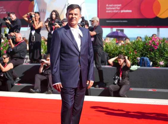 CELEBRITES : Festival international du film de Venise - 02 09 Venice, Italy, September 02 2025. FRANCOIS OZON on the red carpet for the screening of the film l™etranger at the 82nd Venice International Film Festival in Venice, Italy. Laurent Lairys PSNEWZ VENISEItaly  Copyright: xLaurentxLairysx