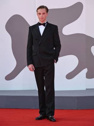 Venice, ITALY: Venice, 82nd Venice International Film Festival 2025 - evening 7 - red carpet for the film L Etranger (The Stranger) In the photo: Benjamin Voisin Venice ITALY  - ZUMAp169 20250902_zea_p169_1096 Copyright: xSimonexComix