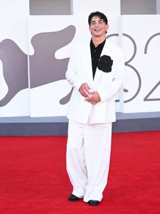 Venice, Italy: Venice, 82nd Venice International Film Festival 2025 - Evening 7 - Red carpet for the film A House of Dynamite. Pictured is Matteo Robert. Venice Italy  - ZUMAp169 20250902_zea_p169_1339 Copyright: xSimonexComix