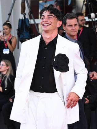 Venice, Italy: Venice, 82nd Venice International Film Festival 2025 - Evening 7 - Red carpet for the film A House of Dynamite. Pictured is Matteo Robert. Venice Italy  - ZUMAp169 20250902_zea_p169_1342 Copyright: xSimonexComix