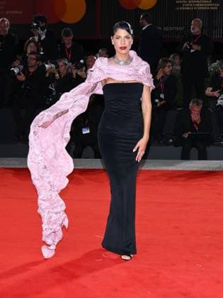 Venice, 82nd Venice International Film Festival 2025 - evening 7 - red carpet Dead Man s Wire In the photo: Alice Basso  Copyright: xAlicexBassox xipa-agency.netx xPoolxPhotoxEventsx06x IPA_Agency_IPA63969809