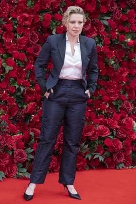 The Roses UK Film Premiere Kate McKinnon attends The Roses UK film premiere at the Odeon Luxe cinema, Leicester Square, London. 28th August 2025.  Copyright: xAndrewxSimsx NINTCHDBPICT001020327669