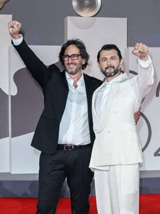 Venice, 82nd Venice International Film Festival 2025 - evening 7 - red carpet Killing Stanca - Autobiography of a Murderer In the photo: Daniele Vicari, Vinicio Marchioni  Copyright: xSimonexComix xipa-agency.netx xPoolxPhotoxEventsx06x IPA_Agency_IPA63971303