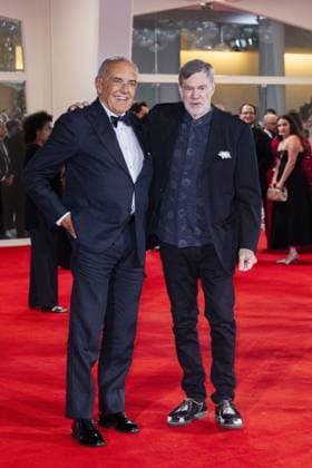 Dead man’s wire Red Carpet - The 82nd Venice International Film Festival VENICE, ITALY - SEPTEMBER 02: (L-R) Alberto Barbera and Gus Van Sant attends the Dead Man s Wire red carpet during the 82nd Venice International Film Festival on September 02, 2025 in Venice, Italy Primo Barol Anadolu Venice Italy. Editorial use only. Please get in touch for any other usage.  Copyright: x2025xAnadoluxPrimoxBarolx