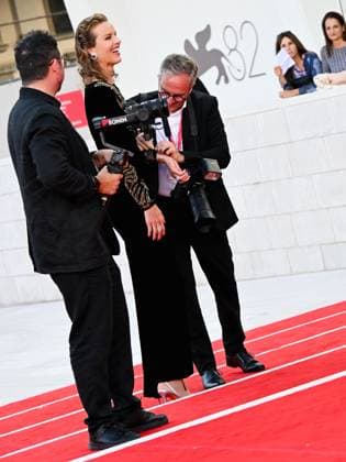 Venice, 82nd Venice International Film Festival 2025 - evening 7 - red carpet of the film A House Of Dynamite In the photo: Eva Herzigova, PHOTOGRAPHER  Copyright: xManuelexMangiarottix xipa-agency.netx xPoolxPhotoxEventsx06x IPA_Agency_IPA63974199