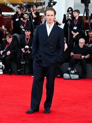 Venice, 82nd Venice International Film Festival 2025 - evening 7 - red carpet of the film A House Of Dynamite In the photo: Guest  Copyright: xManuelexMangiarottix xipa-agency.netx xPoolxPhotoxEventsx06x IPA_Agency_IPA63974970