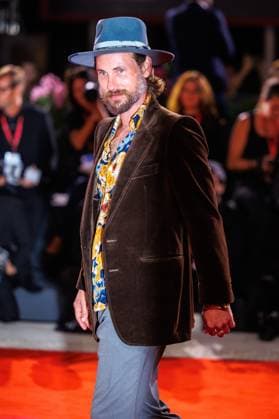 September 2, 2025, Venice, Italy: American actor John Robinson attends the red carpet of the film Dead Man s Wire at the 82nd Venice Film Festival. Venice Italy - ZUMAs197 20250902_aaa_s197_323 Copyright: xMarcoxBaradax
