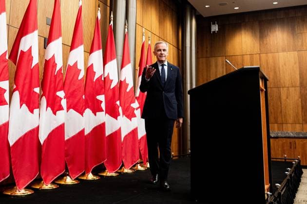 August 22, 2025, Ottawa, On, Canada: Prime Minister Mark Carney arrives for a press conference at the National Press Theatre in Ottawa, on Friday, Aug. 22, 2025. Ottawa Canada  - ZUMAc35_ 20250822_zaf_c35_209 Copyright: xSpencerxColbyx