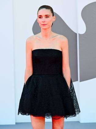 Venice, ITALY: Venice, 82nd Venice International Film Festival 2025 - day 8 - red carpet for the film The Voice of Hind Rajab - Pictured: Rooney Mara Venice ITALY  - ZUMAp169 20250903_zea_p169_667 Copyright: xManuelexMangiarottix