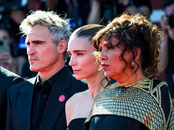 Venice, 82nd Venice International Film Festival 2025 - day 8 - red carpet for the film The Voice of Hind Rajab - Pictured: Joaquin Phoenix, Rooney Mara, and Kaouther Ben Hania  Copyright: xManuelexMangiarottix xipa-agency.netx xPoolxPhotoxEventsx06x IPA_Agency_IPA64038256