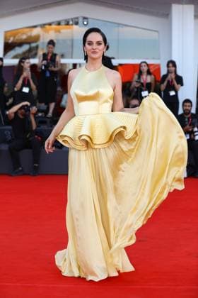 September 3, 2025, Venice, Veneto, Italy: NOEMIE MERLANT on the red carpet for Duse Premiere screening at the 82nd Venice Film Festival at the Venice Lido, Italy. Venice Italy - ZUMAc179 20250903_zep_c179_135 Copyright: xMickaelxChavetx