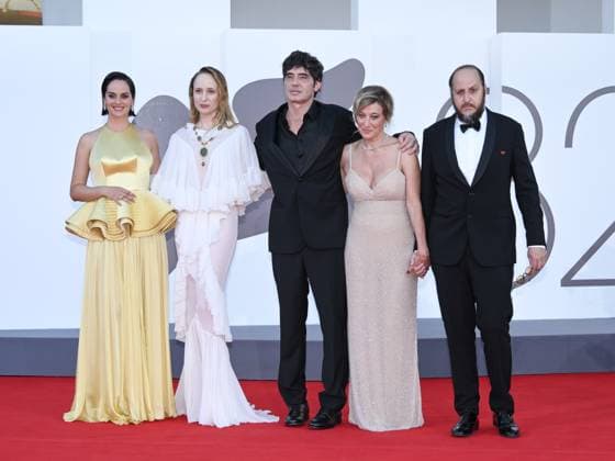 Venice, 82nd Venice International Film Festival 2025 - Evening 8. Red Carpet for the film Duse. Pictured are Noémie Merlant, Fanni Wrochn, Pietro Marcello, Valeria Bruni Tedeschi, and Austo Russo Alesi.  Copyright: xSimonexComix xipa-agency.netx xPoolxPhotoxEventsx06x IPA_Agency_IPA64050278