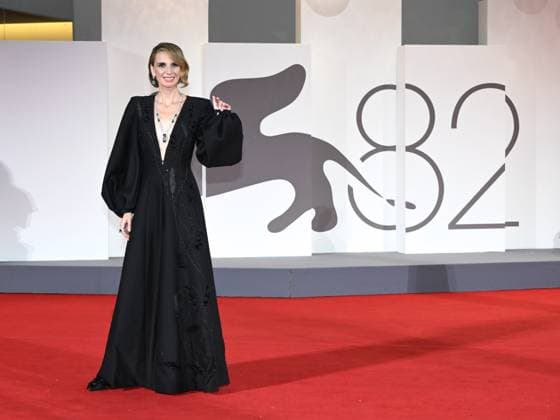 Venice, 82nd Venice International Film Festival 2025 - evening 8. Red Carpet of the film In The Hand Of Dante In the photo Emanuela Fanelli  Copyright: xSimonexComix xipa-agency.netx xPoolxPhotoxEventsx06x IPA_Agency_IPA64052114