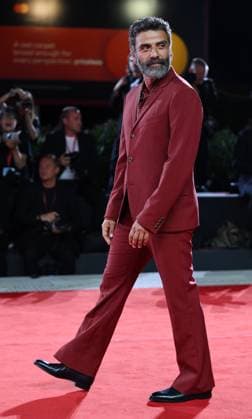 September 3, 2025, Venice, Italy: US actor Oscar Isaac arrives for the premiere of In the hand of Dante during the 82nd Venice Film Festival in Venice, Italy, 03 September 2025. The movie is presented out of competition at the festival running from 27 August to 06 September 2025. ANSA ETTORE FERRARI. Venice Italy  - ZUMAa110 20250903_zaf_a110_047 Copyright: xEttorexFerrarix