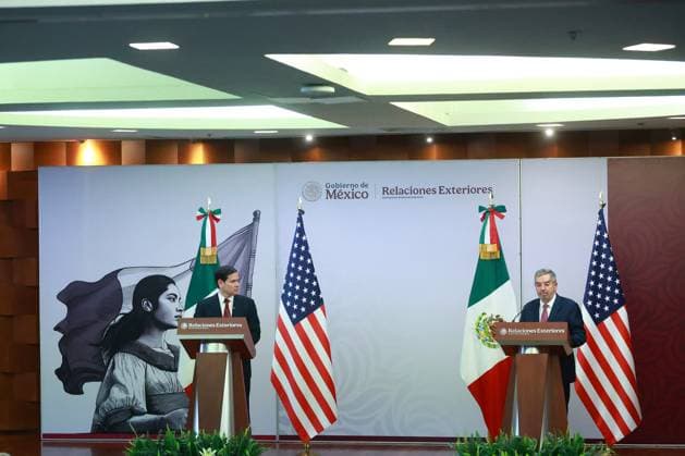 Press conference - U.S. Secretary of State Marco Rubio in Mexico MEXICO CITY, MEXICO - SEPTEMBER 03: U.S. Secretary of State Marco Rubio (L) and Mexico s Secretary of Foreign Affairs Juan Ramon de la Fuente attend a joint press conference at the facilities of the Secretariat of Foreign Affairs (SRE), in Mexico City, Mexico on September 03, 2025. Daniel Cardenas Anadolu Mexico City Mexico. Editorial use only. Please get in touch for any other usage.  Copyright: x2025xAnadoluxDanielxCardenasx