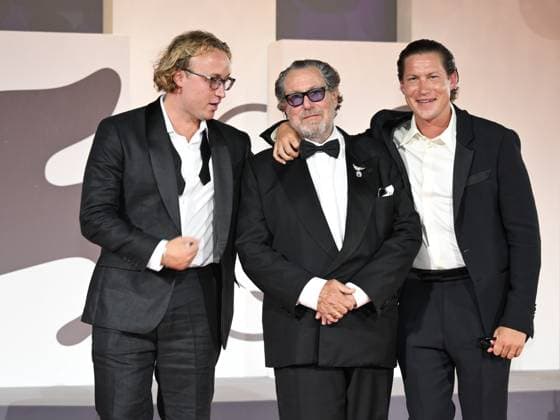 Venice, Italy: Venice, 82nd Venice International Film Festival 2025 - evening 8. Red Carpet of the film In The Hand Of Dante In the photo Olmo Schnabel, Julian Schnabel, Vito Schnabel Venice Italy  - ZUMAp169 20250903_zea_p169_1803 Copyright: xSimonexComix