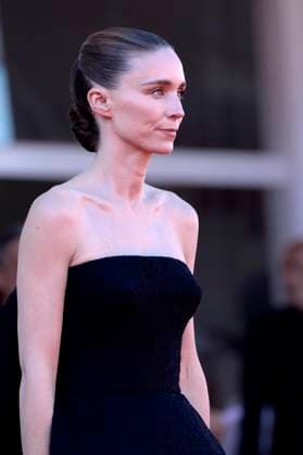 Rooney Mara attends the The Voice Of Hind Rajab red carpet during the 82nd Venice International Film Festival in Venice, Italy on Wednesday, September 03, 2025 in Venice, Italy.  VEN20250903808 RoccoxSpaziani