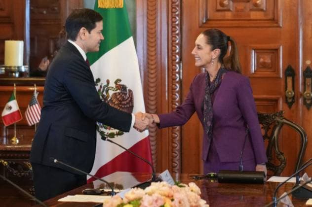 September 3, 2025, Mexico City, Df, Mexico: U.S Secretary of State Marco Rubio, left, is welcomed by Mexican President Claudia Sheinbaum, right, on arrival for meetings at the National Palace, September 3, 2025 in Mexico City, Mexico. Mexico City Mexico - ZUMAp138 20250903_zaa_p138_030 Copyright: xFreddiexEverett UsxStatex