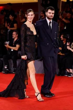 Devon Lee Carlson and Duke Nicholson at the premiere of the feature film In the Hand of Dante at the Biennale di Venezia 2025 82 Venice International Film Festival at the Palazzo del Cinema Venice, 03 09 2025 Foto:xD.xBedrosianx xFuturexImagex dante_5932