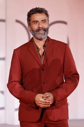 Oscar Isaac at the premiere of the feature film In the Hand of Dante at the Biennale di Venezia 2025 82 Venice International Film Festival at the Palazzo del Cinema Venice, 03 09 2025 Foto:xD.xBedrosianx xFuturexImagex dante_5943