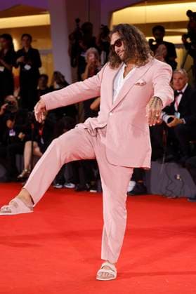 Jason Momoa at the premiere of the feature film In the Hand of Dante at the Biennale di Venezia 2025 82 Venice International Film Festival at the Palazzo del Cinema Venice, 03 09 2025 Foto:xD.xBedrosianx xFuturexImagex dante_5951