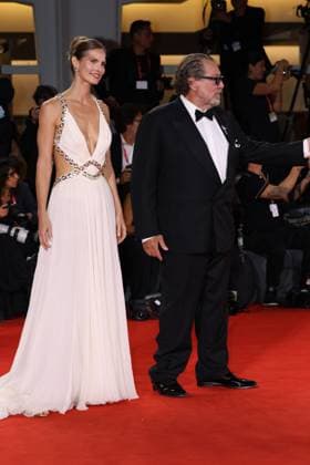 In the Hand of Dante red carpet in Venice Louise Kugelberg and Julian Schnabel In the Hand of Dante premiere, 82nd Venice International Film Festival, Venice, Italy - 03 September 2025. CAP GOL GOL Venice Italy Copyright: xRickxGold CapitalxPicturesx