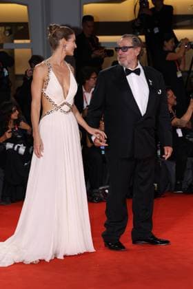 In the Hand of Dante red carpet in Venice Louise Kugelberg and Julian Schnabel In the Hand of Dante premiere, 82nd Venice International Film Festival, Venice, Italy - 03 September 2025. CAP GOL GOL Venice Italy Copyright: xRickxGold CapitalxPicturesx