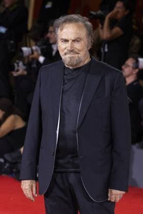 In the Hand of Dante Red Carpet - The 82nd Venice International Film Festival VENICE, ITALY - SEPTEMBER 03: Franco Nero attends the In the Hand of Dante red carpet during the 82nd Venice International Film Festival on September 03, 2025 in Venice, Italy Primo Barol Anadolu Venice Italy. Editorial use only. Please get in touch for any other usage.  Copyright: x2025xAnadoluxPrimoxBarolx