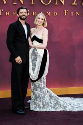 Michael C Fox and Laura Carmichael at the world premiere of Downton Abbey The Grand Finale Downton Abbey The Grand Finale at Odeon Luxe Leicester Square London, 03 09 2025 Foto:xJ.xEdwardsx xFuturexImagex downton_5935