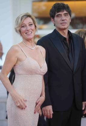 CELEBRITES : Festival international du film de Venise - 03 09 Venice, Italy, September 03 2025. VALERIA BRUNI TEDESCHI and PIETRO MARCELO he red carpet for the screening of the film Duse at the 82nd Venice International Film Festival in Venice, Italy. Laurent Lairys PSNEWZ VENISEItaly  Copyright: xLaurentxLairysx