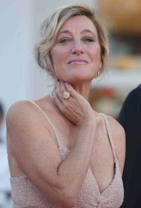 CELEBRITES : Festival international du film de Venise - 03 09 Venice, Italy, September 03 2025. VALERIA BRUNI TEDESCHI the red carpet for the screening of the film Duse at the 82nd Venice International Film Festival in Venice, Italy. Laurent Lairys PSNEWZ VENISEItaly  Copyright: xLaurentxLairysx