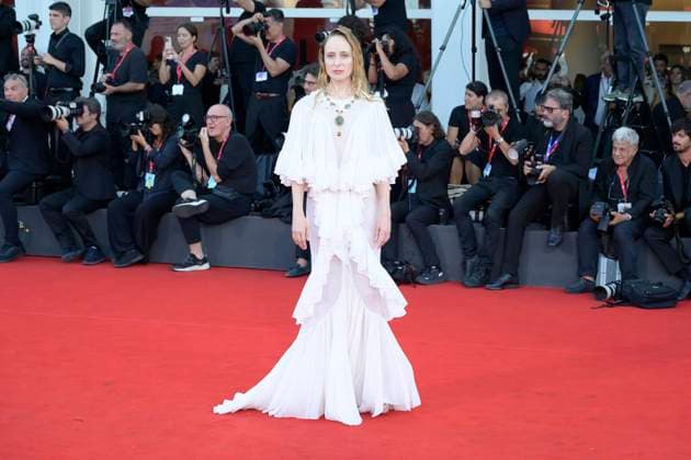 Duse red carpet in Venice Lido, Italy - 03 Sep 2025 Fanni Wrochn attends the Duse red carpet during 82nd Venice Film Festival in Venice Lido at Palazzo del cinema. Venice Lido Italy Copyright: xMarioxCartellix xSOPAxImagesx _DSC6073