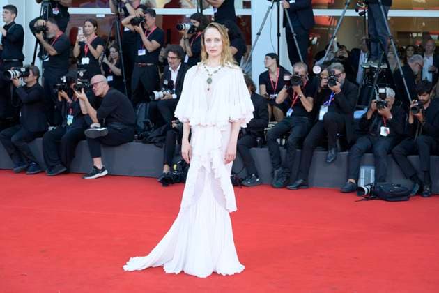 Duse red carpet in Venice Lido, Italy - 03 Sep 2025 Fanni Wrochn attends the Duse red carpet during 82nd Venice Film Festival in Venice Lido at Palazzo del cinema. Venice Lido Italy Copyright: xMarioxCartellix xSOPAxImagesx _DSC6079