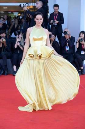 Duse red carpet in Venice Lido, Italy - 03 Sep 2025 Noemi Merlant attends the Duse red carpet during 82nd Venice Film Festival in Venice Lido at Palazzo del cinema. Venice Lido Italy Copyright: xMarioxCartellix xSOPAxImagesx _DSC6116