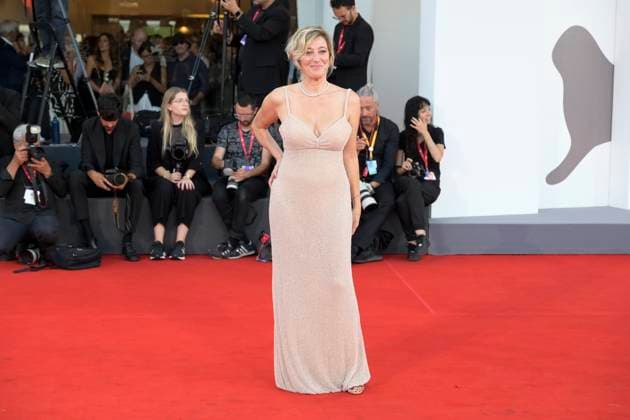 Duse red carpet in Venice Lido, Italy - 03 Sep 2025 Valeria Bruni Tedeschi attends the Duse red carpet during 82nd Venice Film Festival in Venice Lido at Palazzo del cinema. Venice Lido Italy Copyright: xMarioxCartellix xSOPAxImagesx _DSC6152