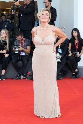 Duse red carpet in Venice Lido, Italy - 03 Sep 2025 Valeria Bruni Tedeschi attends the Duse red carpet during 82nd Venice Film Festival in Venice Lido at Palazzo del cinema. Venice Lido Italy Copyright: xMarioxCartellix xSOPAxImagesx _DSC6148
