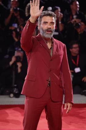 Red carpet of the film In the hand of Dante in Venice, Italy - 03 Sept 2025 American actor Oscar Isaac attends the red carpet of the film In the hand of Dante at the 82nd Venice Film. Venice Italy Copyright: xMarcoxBaradax xSOPAxImagesx MBA_1810