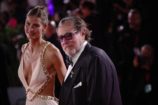 Red carpet of the film In the hand of Dante in Venice, Italy - 03 Sept 2025 Julian Schnabel and Louise Kugelberg attend the red carpet of the film In the hand of Dante at the 82nd Venice Film. Venice Italy Copyright: xMarcoxBaradax xSOPAxImagesx MBA_2216