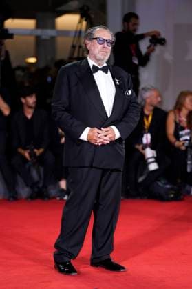 Cartier Glory to the Filmmaker Award 2025 & In the Hand of Dante red carpet in Venice Lido, Italy - 03 Sept 2025 Julian Schnabel attends the Cartier Glory to the Filmmaker Award 2025 and the In the Hand of Dante red carpet during the 82nd Venice International Film Festival. Venice Lido Italy Copyright: xDanielexCifalax xSOPAxImagesx _CIF2285