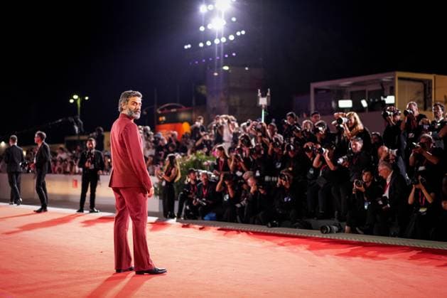Filmfestspiele in Venedig, die Highlights In the Hand of Dante red carpet during the 82nd Venice International Film Festival in Venice, Italy on 03 September 2025. Oscar Isaac attends the In the Hand of Dante red carpet during the 82nd Venice International Film Festival in Venice, Italy on 03 September 2025., Credit:Stefano Costantino TTL Avalon Italy, Venice  Copyright: xStefanoxCostantinoxTTLx xAvalonx 1033954046