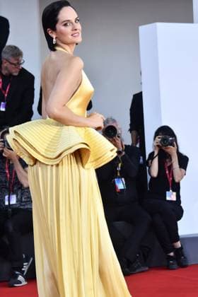 82eme Festival International du Film de Venise Mostra de Venise DUSE Premiere at the 82nd International Venice Film festival Noémie Merlant attend the Duse red carpet 448305 2025 09 03 Venice Italy  Copyright: xThomasxBohlenx STAR_448305_043