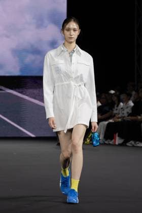 Seoul Fashion Week 2026 SEOUL, SOUTH KOREA - SEPTEMBER 04: A model walks the runway during the LIE show at Seoul Fashion Week 2026 S S at Dongdaemun Design Plaza (DDP) on September 04, 2025 in Seoul, Korea. Hwawon Lee Anadolu Seoul South Korea. Editorial use only. Please get in touch for any other usage.  Copyright: x2025xAnadoluxHwawonxLeex